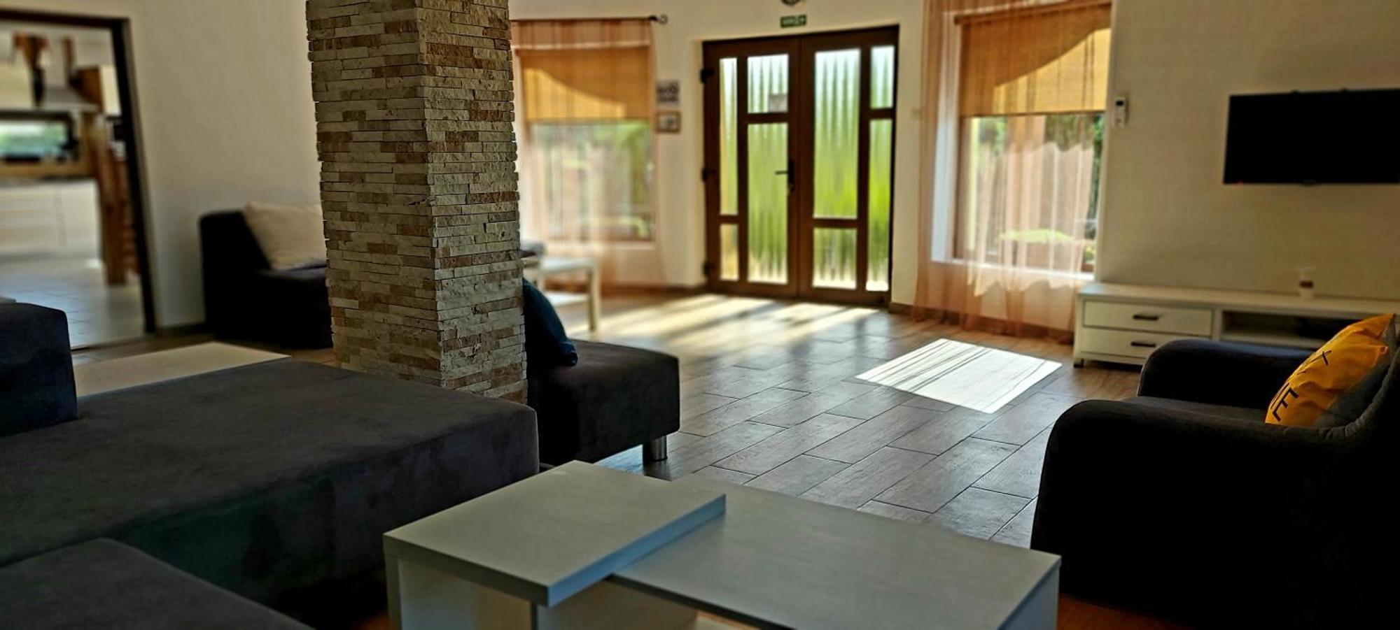 Pure Nature Refuge Apartment Ménes Kültér fotó